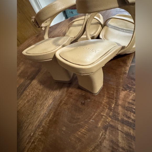 Vince |Shoes| Luella Ankle Strap Sandal Nude Heels Women's 7.5 - Picture 8 of 9